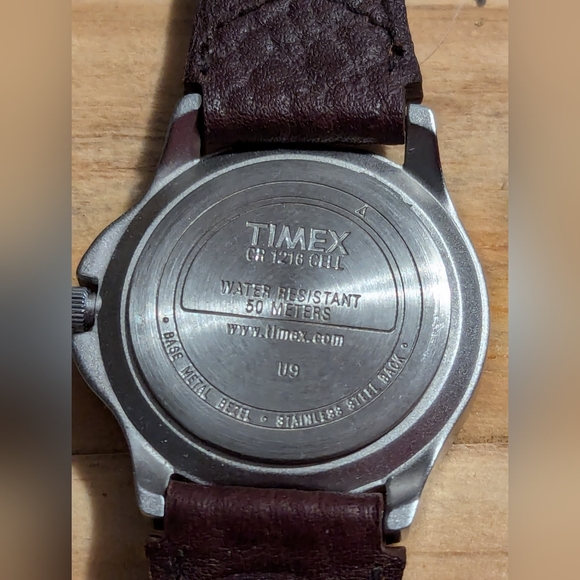 (930)Vintage Womens Timex Expedition Indiglo Military Style Watch, Date, WR 50M - Picture 5 of 12